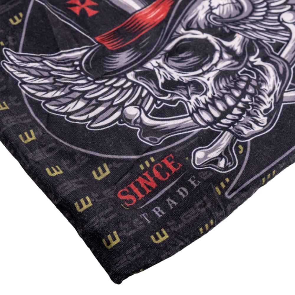 W-TEC Black Heart Scarfest Wings Skull